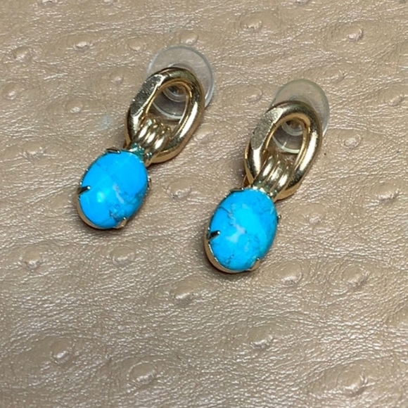 😍 14kt Yellow Gold Plated and Turquoise Earrings😍 NWOT - Picture 1 of 7